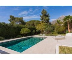 Elegante villa con vistas panorámicas al mar en Nagüeles, Marbella-Costa del Sol