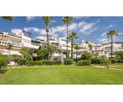 Impresionante Apartamento en 1ª línea de playa en Costalita, Estepona