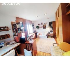 Chalet con vistas espectaculares de Oviedo y terrenos edificables en Colloto