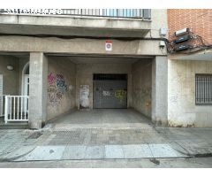 Parking en venta en Mollet del Vallès, Calle del Sol 54