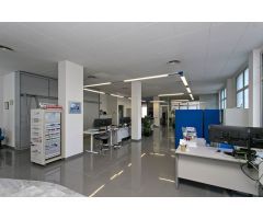 LOCAL DE OFICINAS Y TALLER