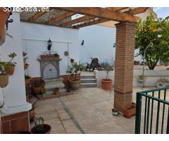 Impresionante casa con piscina en Ventas de Huelma