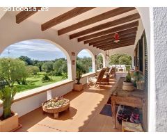 CASA DE CAMPO CON CASITA DE INVITADOS
