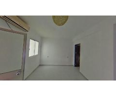 Villa en Venta en Lora del Río, Sevilla
