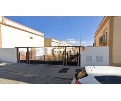 Parking en Venta en Lebrija, Sevilla