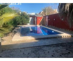 Amplio Chalet Familiar con Piscina Privada y Garaje en Molina de Segura