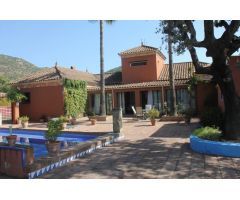 CHALET DE UNA SOLA PLANTA EN ZONA TRASSIERRA, CORDOBA