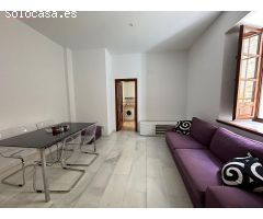 CASA DUPLEX EN PLENO CENTRO DEL CASCO HISTÓRICO, CORDOBA