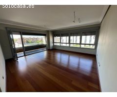 ESPECTACULAR VIVIENDA EN ALQUILER, CON PISCINA Y GARAJE, CORDOBA CENTRO