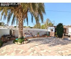 Chalet en Venta en Busot, Alicante