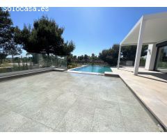 Chalet en Venta en San Miguel de Salinas, Alicante