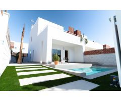 Chalet en Venta en Pilar de la Horadada, Alicante