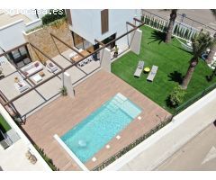 Chalet en Venta en Dehesa de campoamor, Alicante