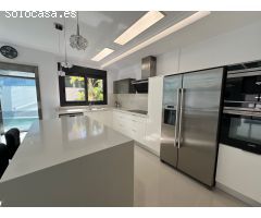 Chalet en Venta en San Miguel de Salinas, Alicante