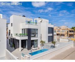 Chalet en Venta en Punta Prima, Alicante