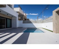 Chalet en Venta en San Miguel de Salinas, Alicante