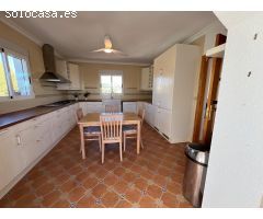 Chalet en Venta en El Pinar de Campoverde, Alicante