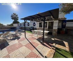 Chalet en Venta en El Pinar de Campoverde, Alicante