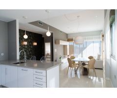 Chalet en Venta en Villamartín, Alicante