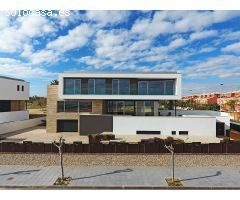 Chalet en Venta en Torre de la Horadada, Alicante