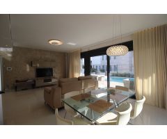 Chalet en Venta en Dehesa de campoamor, Alicante