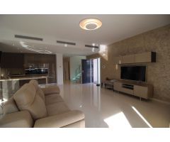 Chalet en Venta en Dehesa de campoamor, Alicante