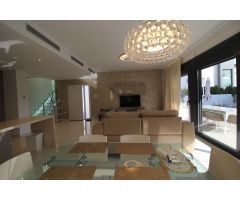 Chalet en Venta en Dehesa de campoamor, Alicante