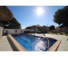 Chalet en Venta en Orihuela Costa, Alicante