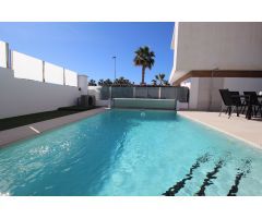 Chalet en Venta en Villamartín, Alicante