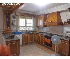 CHALET CON ENCANTO EN YECLA