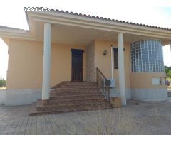 CHALET PRECIOSO A 3,5 KM DE YECLA