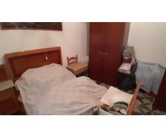 BAJO 4 HABITACIONES CENTRICO EN YECLA