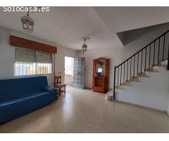 Chalet en Venta en La Carlota, Córdoba