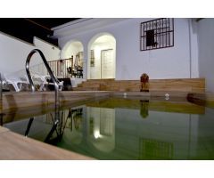 Magnífico chalet adosado en urbanización El Puntal