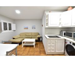 Magnífico chalet adosado en urbanización El Puntal