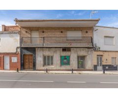 Amplia vivienda multifuncional en Alcudia de Guadix