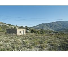 FINCA RUSTICA CON CONSTRUCCIÓN