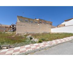 Se vende solar en Calle Cádiz Nº 12, una de las mejores zonas de Padul