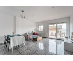 Amplia casa 5 habitaciones, 2 terrazas en alquiler