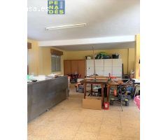 A ESCASOS METROS DEL CASCO URBANO.