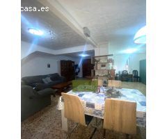 Casa de pueblo en el centro