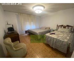 Casa de pueblo en el centro