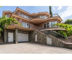 MAGNIFICA CASA EN MARTORELLES