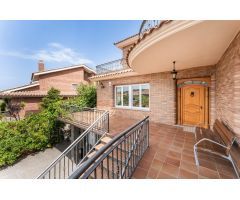 MAGNIFICA CASA EN MARTORELLES