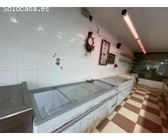 Venta local comercial equipado para pescadería + Furgón isotermo Mercedes
