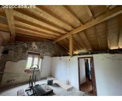CASA PAREADA CON MUCHAS POSIBILIDADES