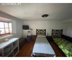 CASA PAREADA CON MUCHAS POSIBILIDADES