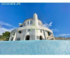 Exclusiva Villa Con Buenas vistas y Gran Amplitud!!