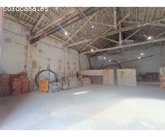 ¡Oportunidad única NAVE en el centro de Masllorenç! ?????