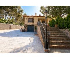 Exclusivo chalet a la venta en Chinchón